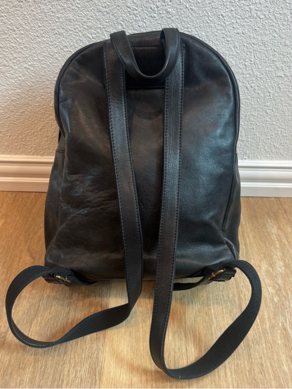 Madewell Black Leather Backpack - Picture 4 of 5
